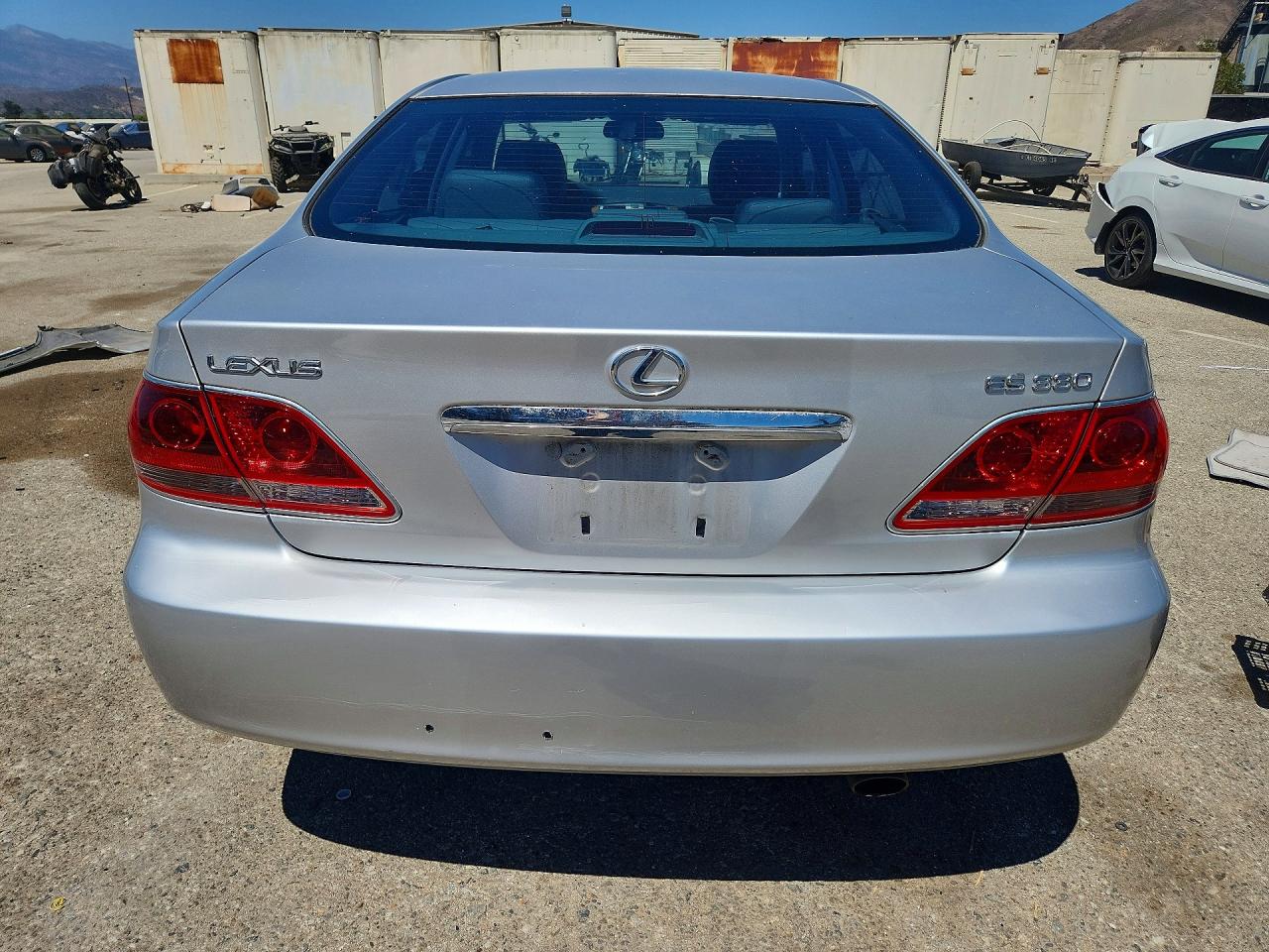 2005 Lexus Es 330 Silver vin: JTHBA30G055136710