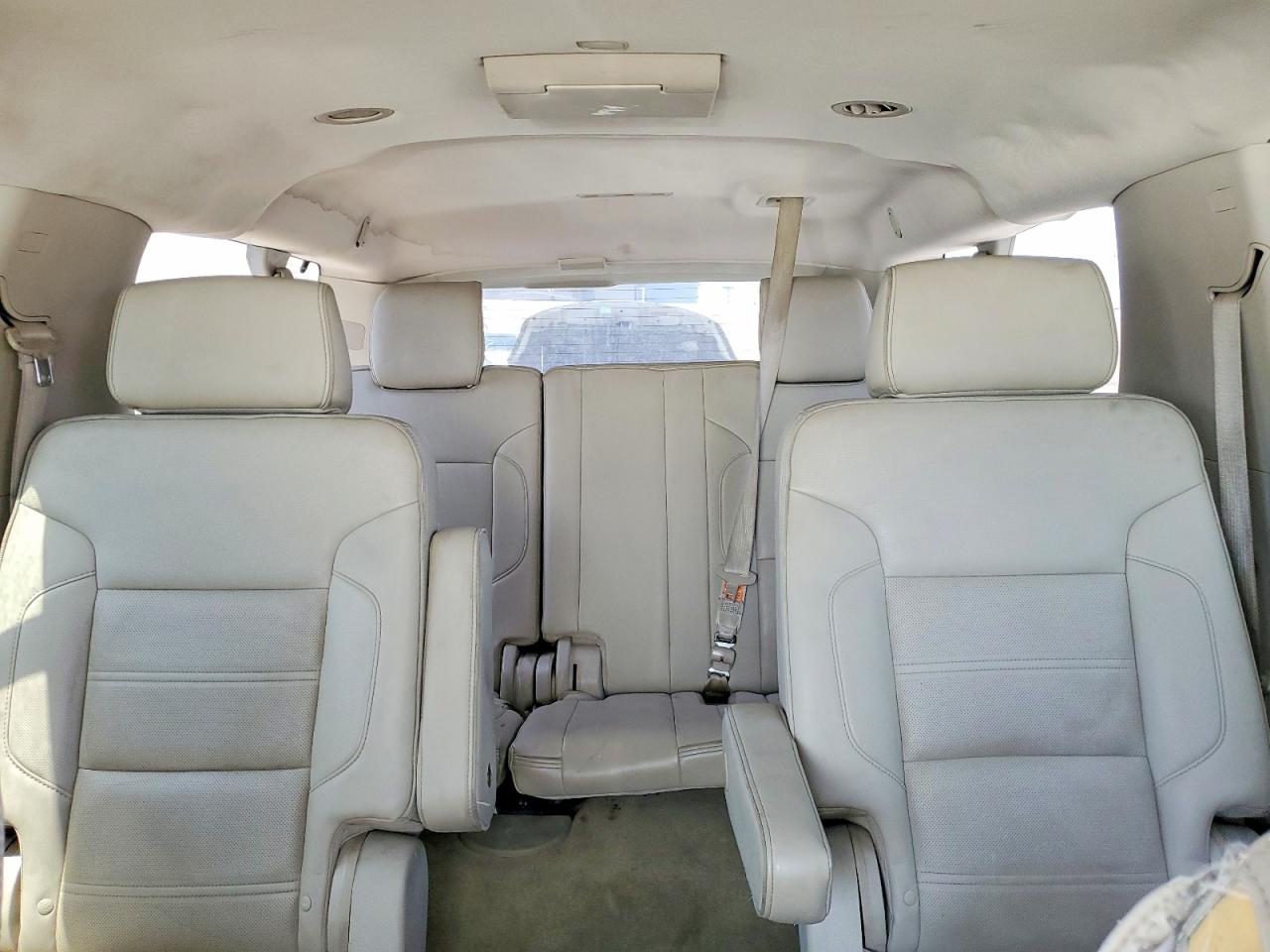 2015 Gmc Yukon Xl White vin: 1GKS2JKJ0FR625151