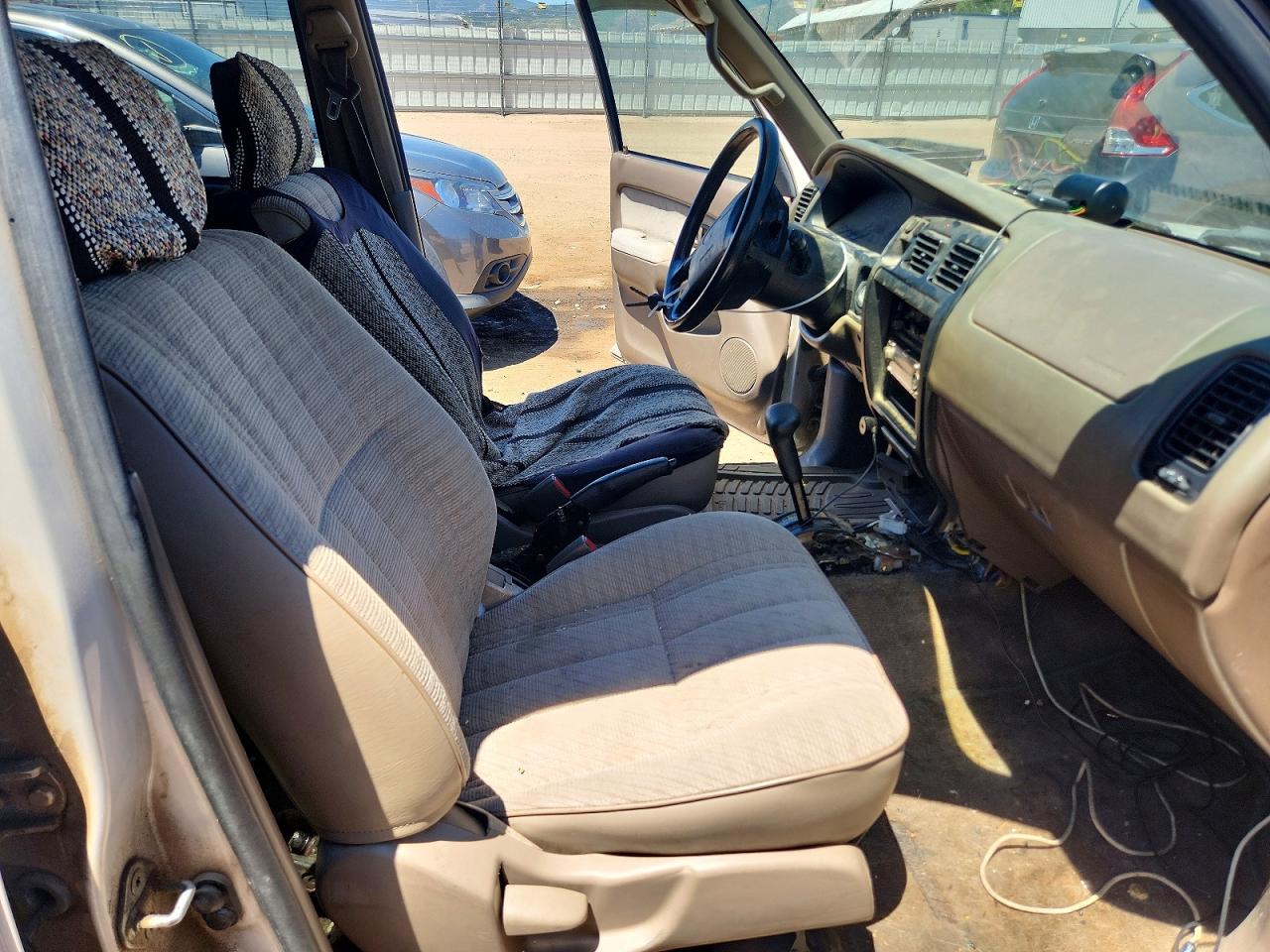 1998 Toyota 4runner Base Silver vin: JT3GM84R2W0033492
