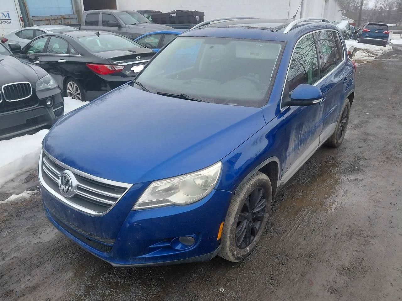 2009 Volkswagen Tiguan Se Синий vin: WVGBV75NX9W003565