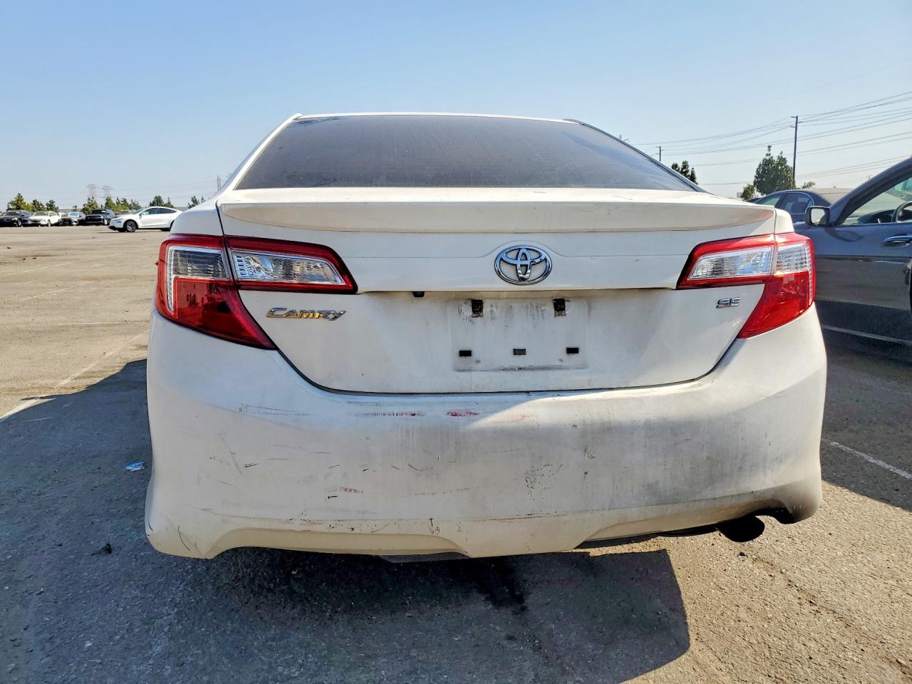 2014 Toyota Camry Se White vin: 4T1BF1FK1EU777305