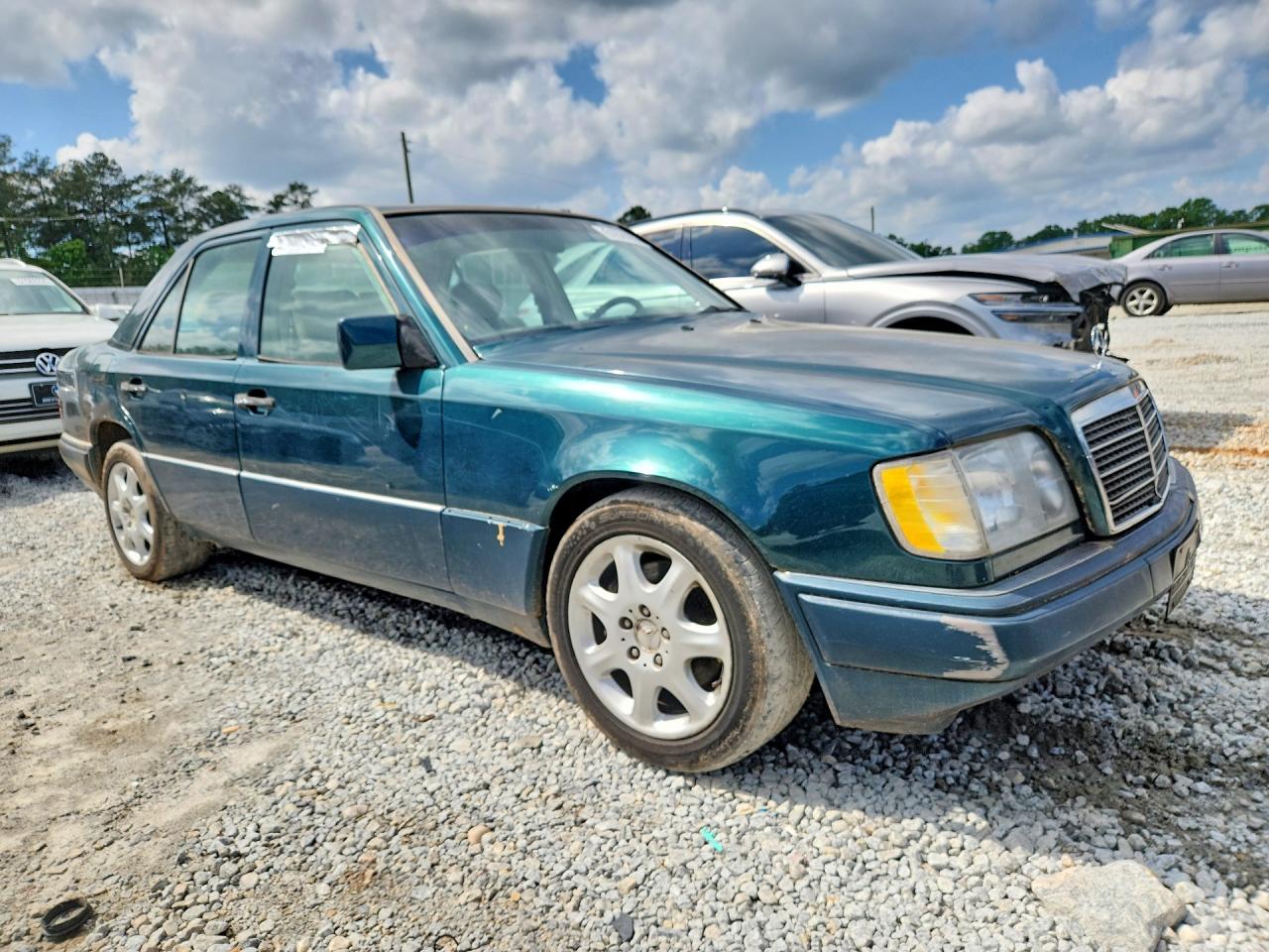 1995 Mercedes-benz E 320 Base Зеленый vin: WDBEA32E2SC167876