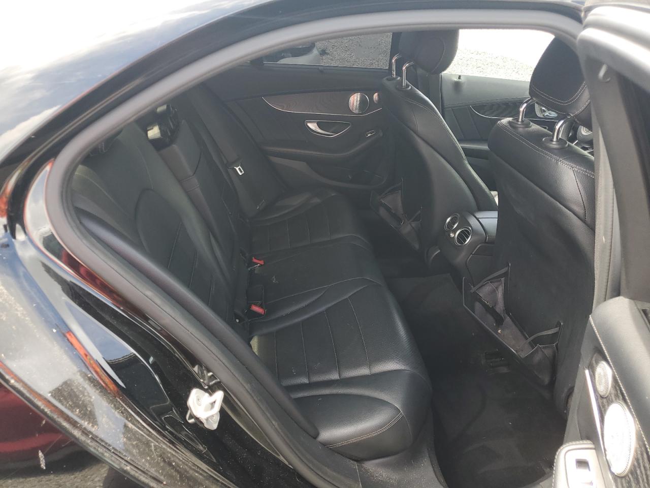 2015 Mercedes-benz C 300 4matic Black vin: 55SWF4KB7FU029468
