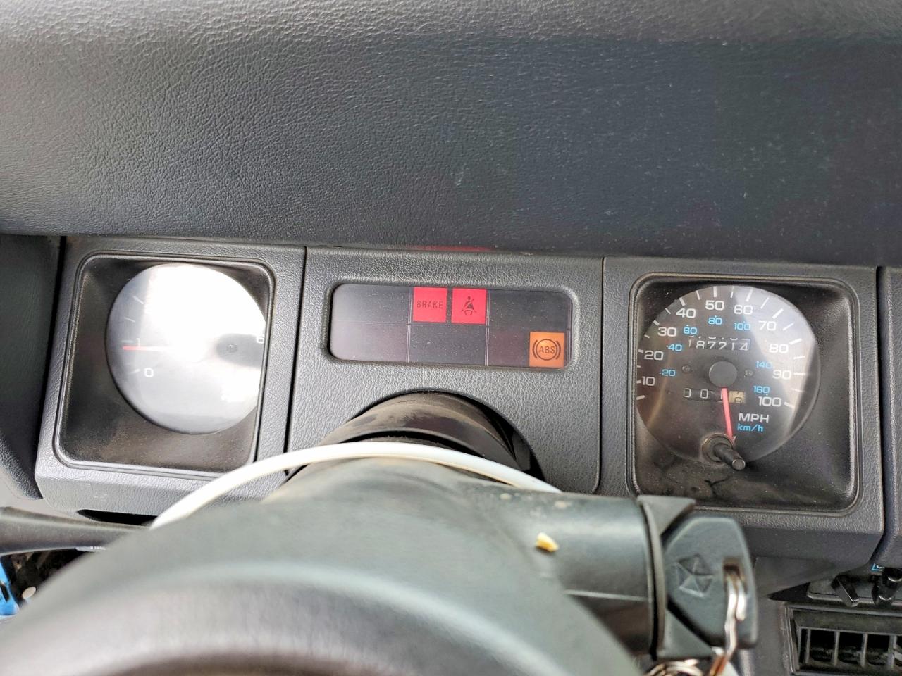 1994 Jeep Wrangler / Yj Sahara Blue vin: 1J4FY49S2RP421926