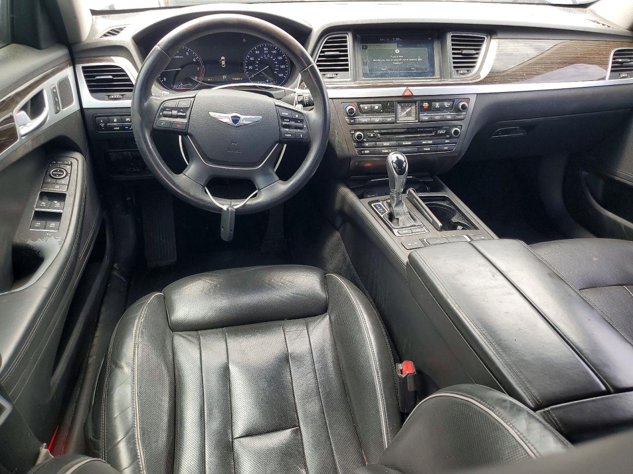 2015 Hyundai Genesis 3.8l Серый vin: KMHGN4JE7FU047671