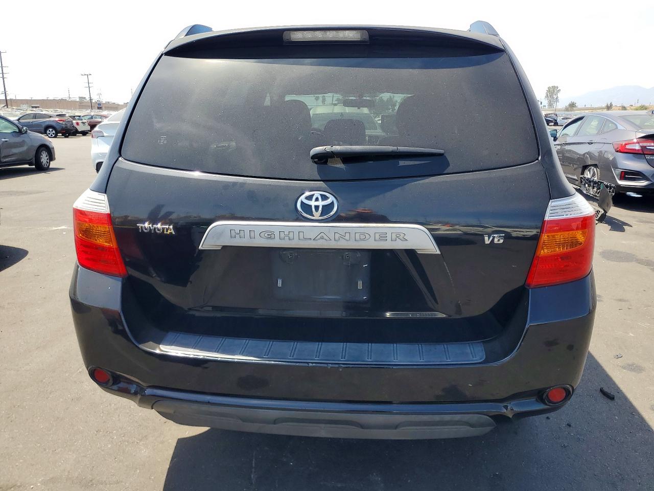2008 Toyota Highlander Base Black vin: JTEDS41A582010187