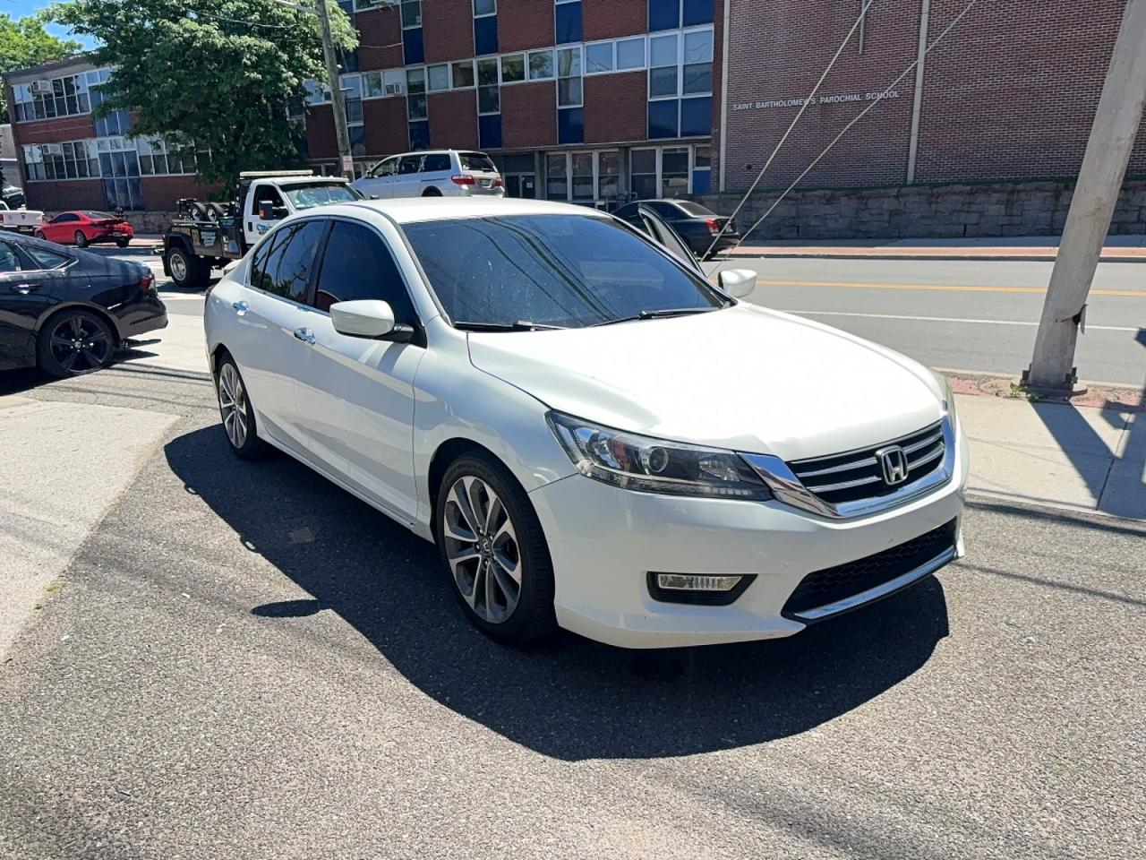 2014 Honda Accord Sport White vin: 1HGCR2F55EA261371