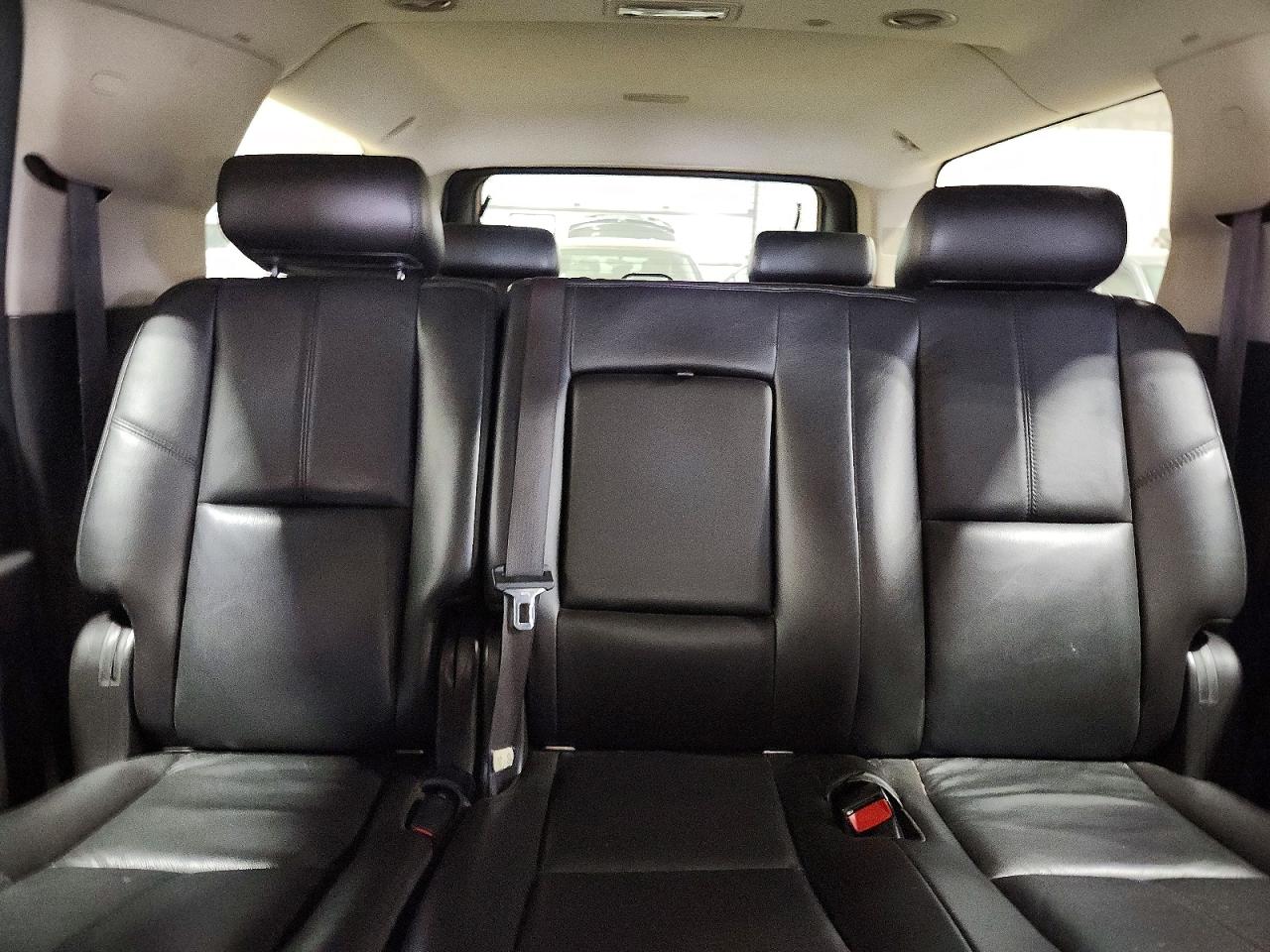 2009 Chevrolet Suburban K1500 Lt Silver vin: 1GNFK26319R249831