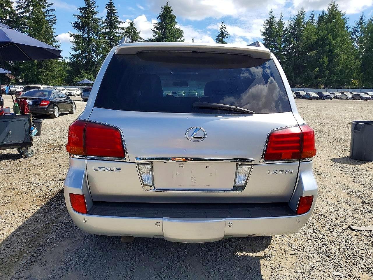 2010 Lexus Lx 570 Серебряный vin: JTJHY7AX2A4042032