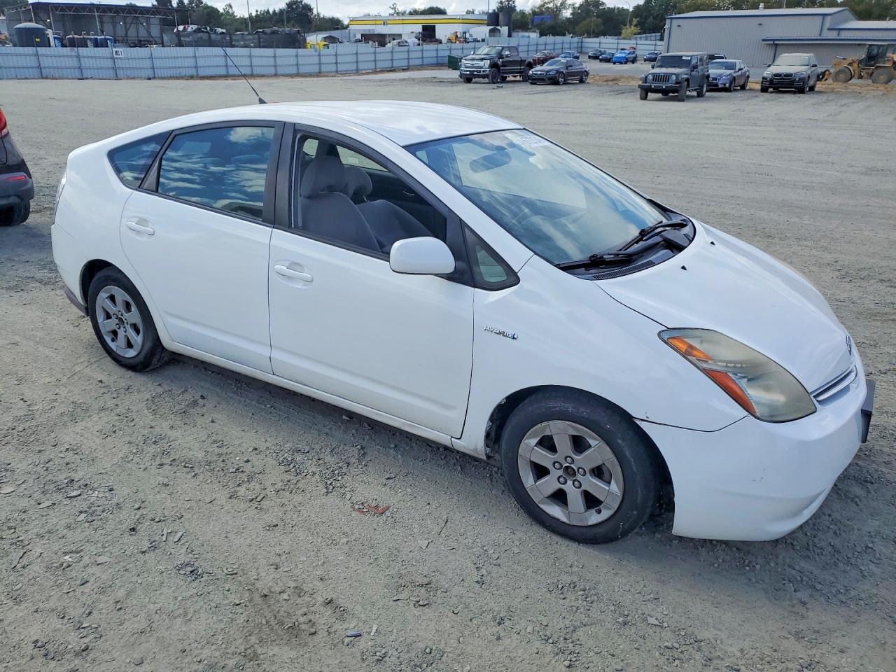 2008 Toyota Prius Base White vin: JTDKB20U983442061