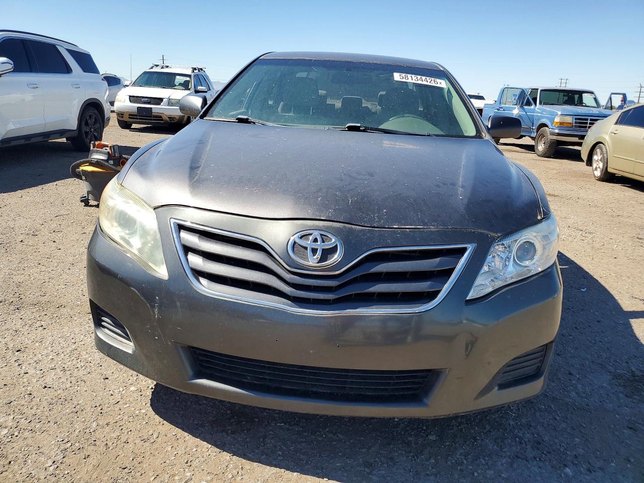 2011 Toyota Camry Le Charcoal vin: 4T4BF3EK2BR115621