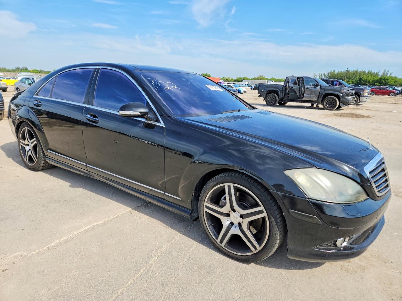 2007 Mercedes-benz S 550 Black vin: WDDNG71X37A139586