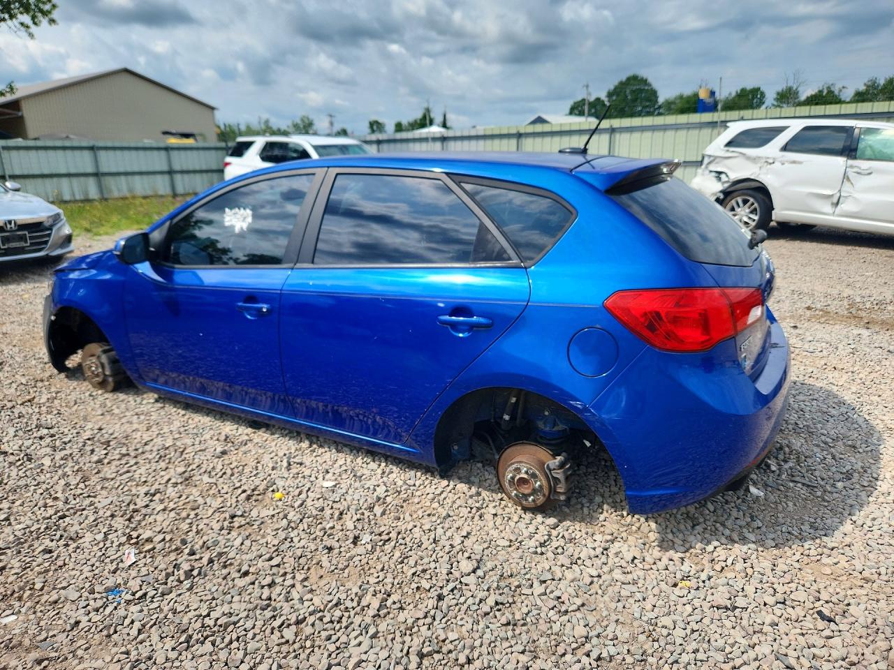 2011 Kia Forte5 Sx Blue vin: KNAFW5A38B5372946