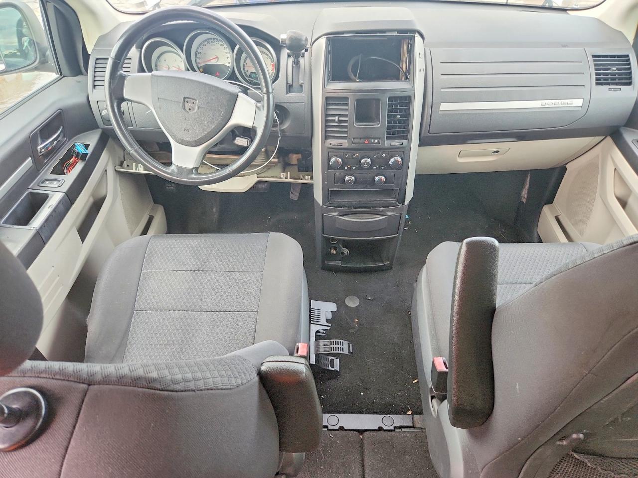 2010 Dodge Grand Caravan Hero Белый vin: 2D4RN3D19AR401540