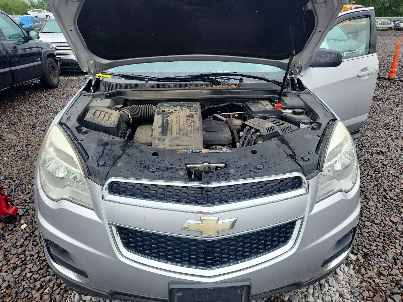 2012 Chevrolet Equinox Ls Серебряный vin: 2GNALBEK7C1257352