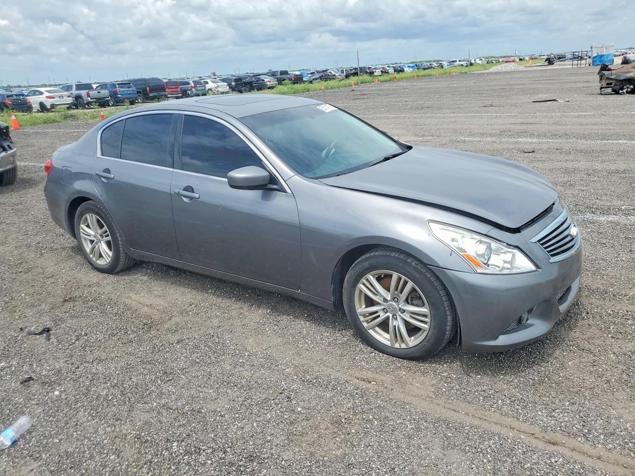 2015 Infiniti Q40 Base Gray vin: JN1CV6AR4FM520656