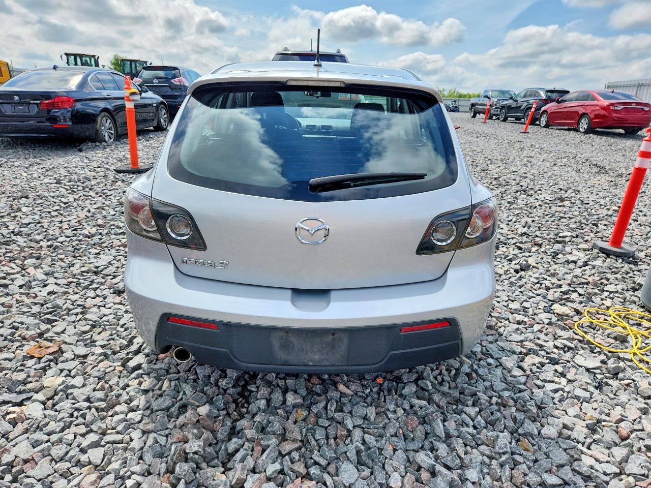 2008 Mazda 3 Hatchback Серебряный vin: JM1BK343881144751
