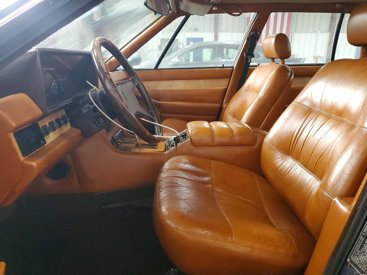 1984 Maserati Quattroporte Blue vin: ZAMBC110XEA305054