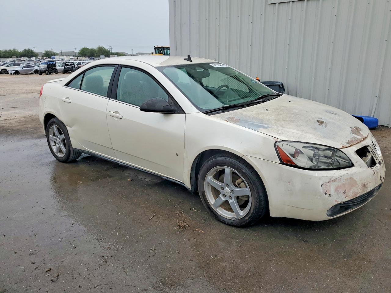2008 Pontiac G6 Base Cream vin: 1G2ZG57N784211822