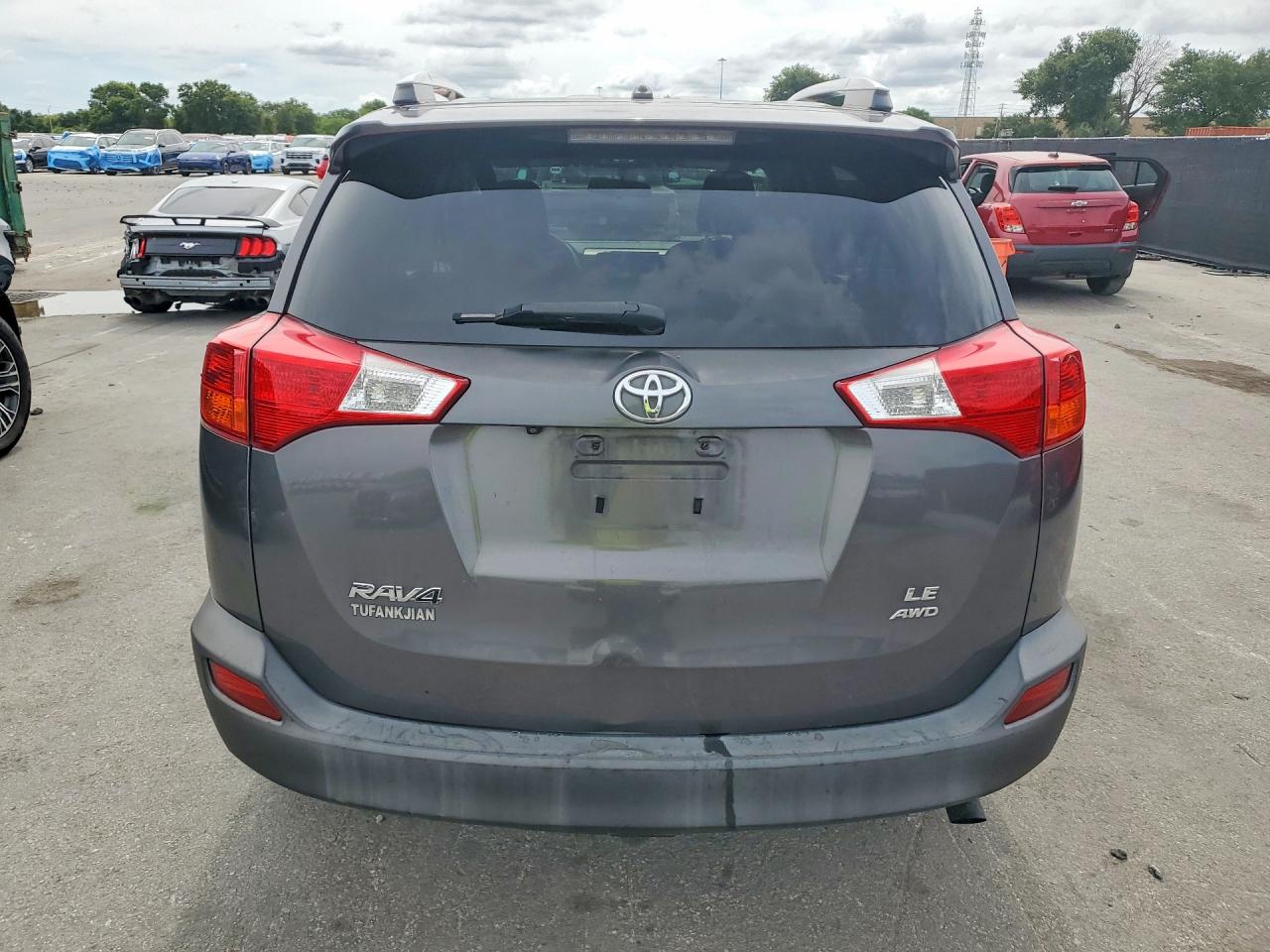 2014 Toyota Rav4 Le Gray vin: 2T3BFREV2EW220999