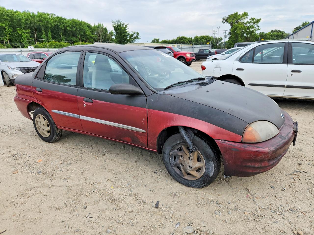 2000 Chevrolet Metro Lsi Бордовый vin: 2C1MR5224Y6721036