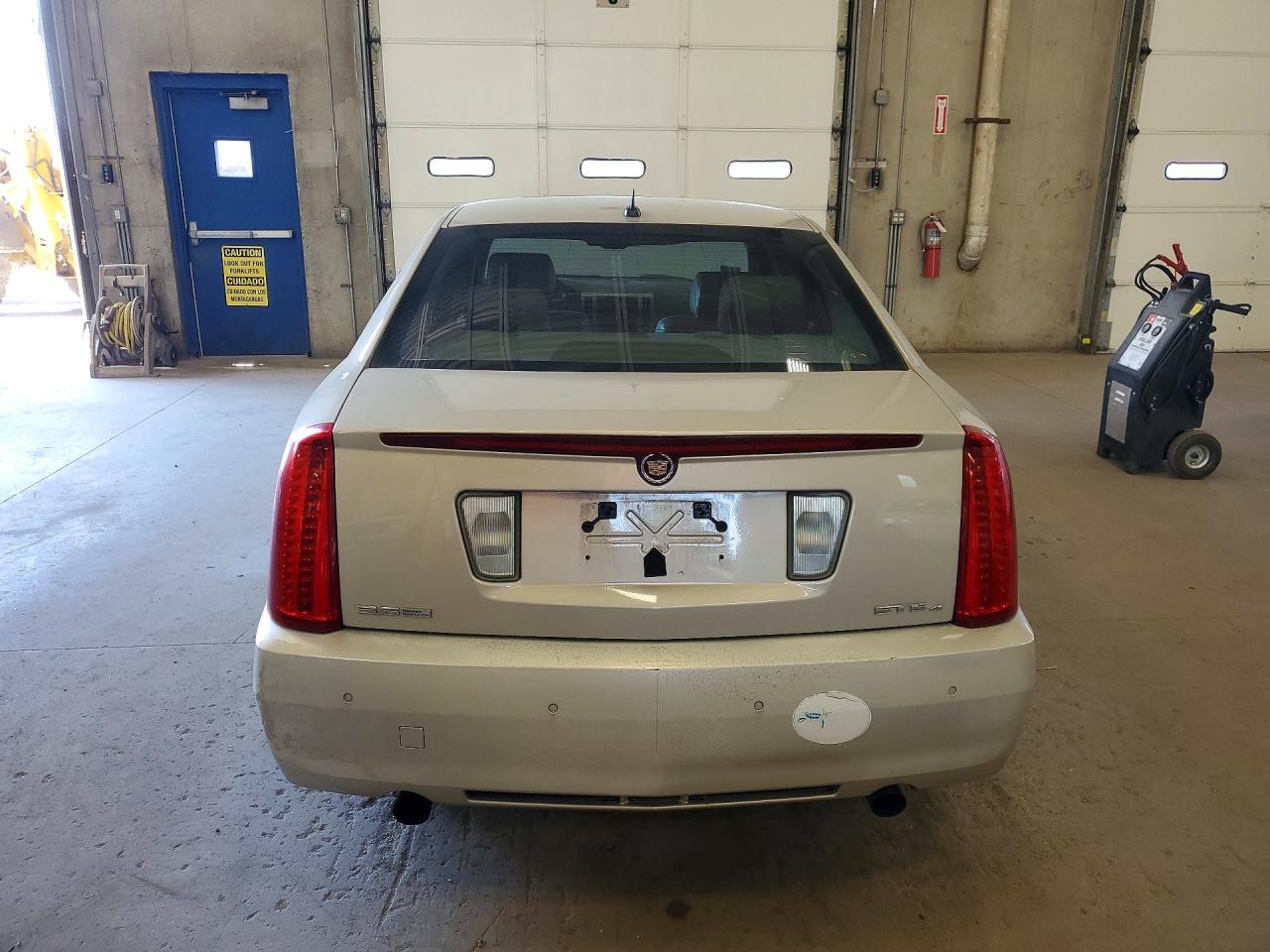 2008 Cadillac Sts Gold vin: 1G6DA67V980199695