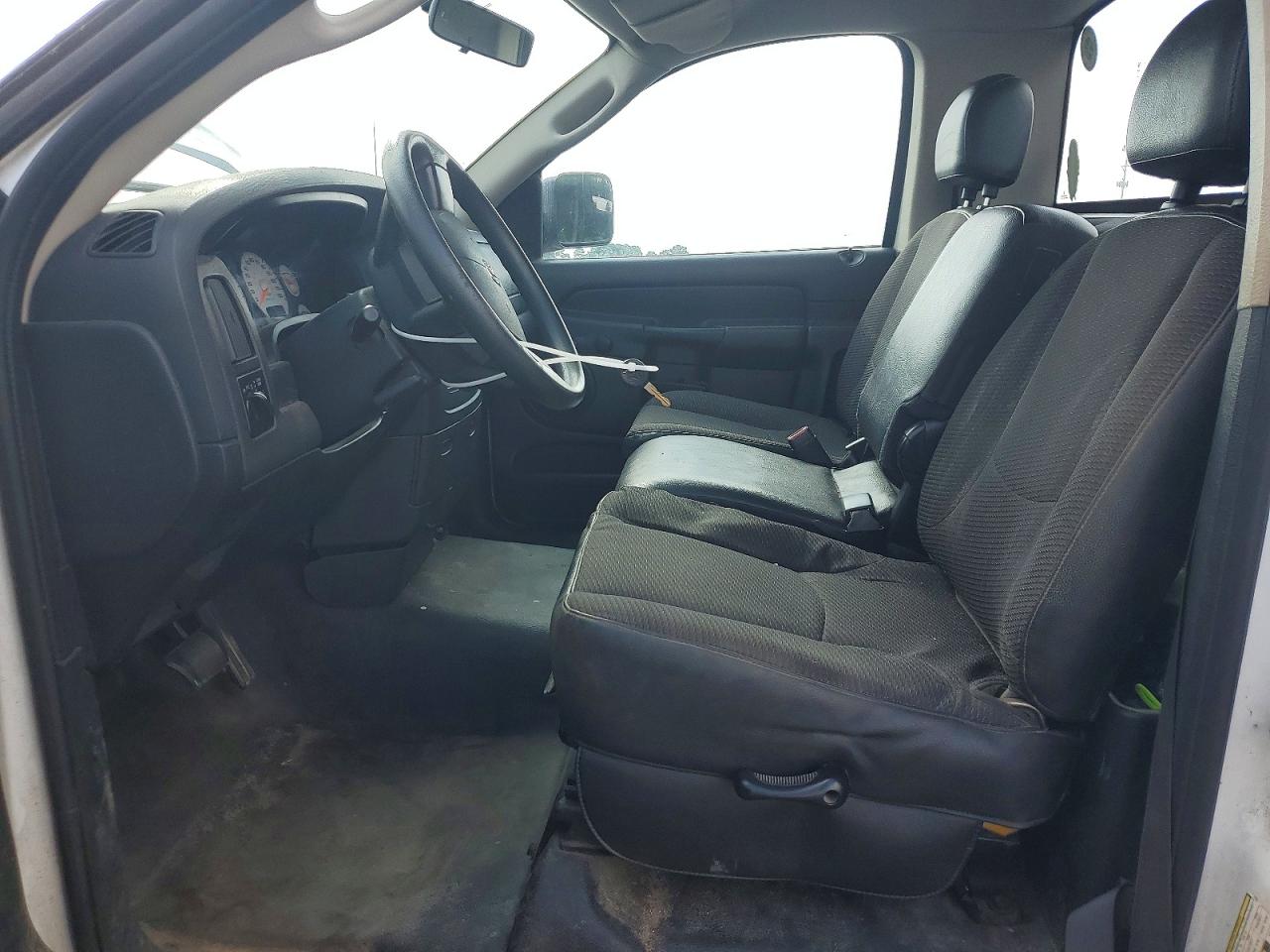 2005 Dodge Ram 1500 St White vin: 1D7HA16N05J593620