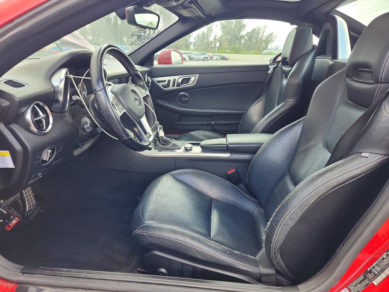 2012 Mercedes-benz Slk 250 Red vin: WDDPK4HA4CF034818