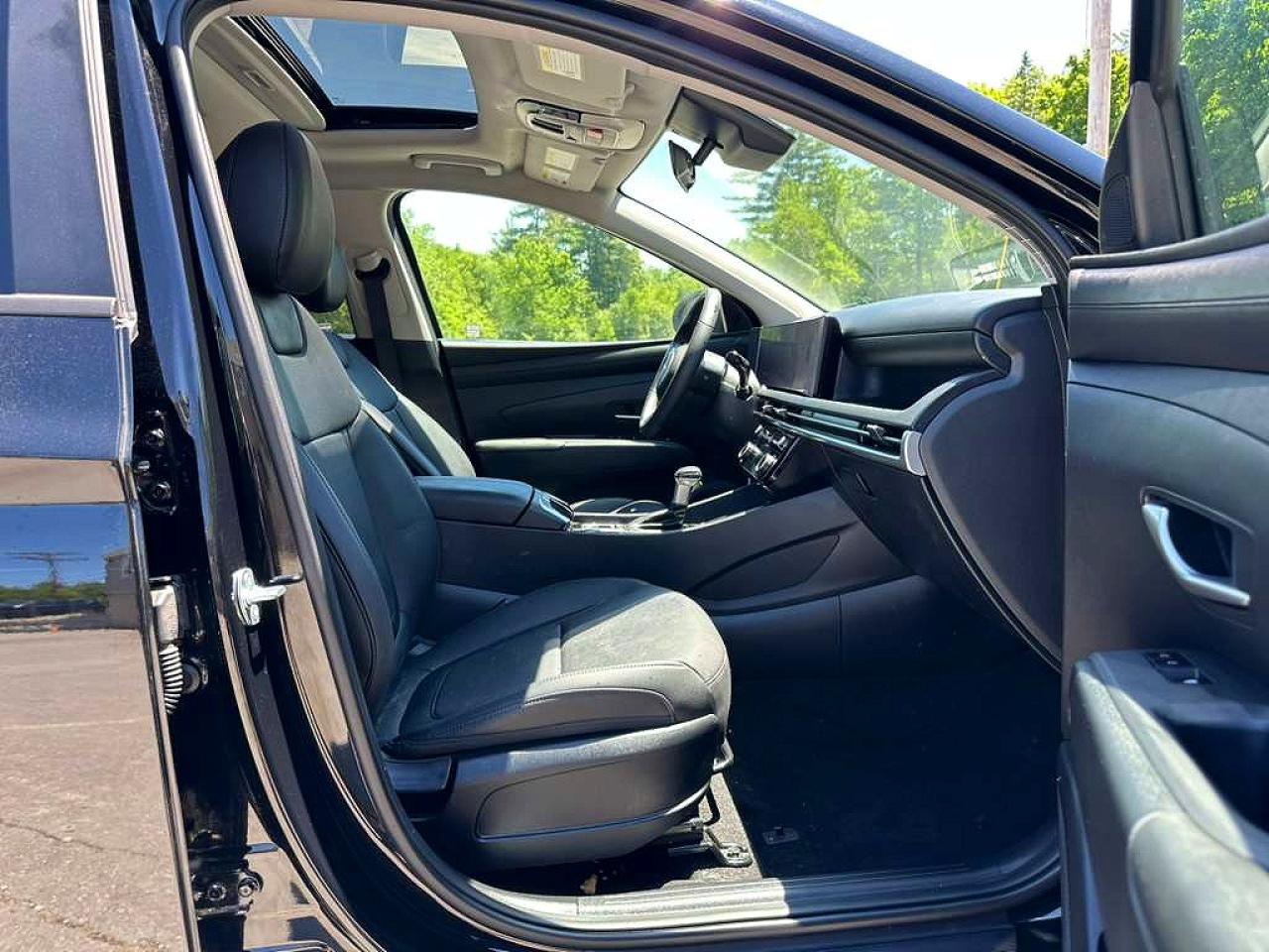 2026 Hyundai Tucson Sel Premium Black vin: 5NMJCCDE6TH637434