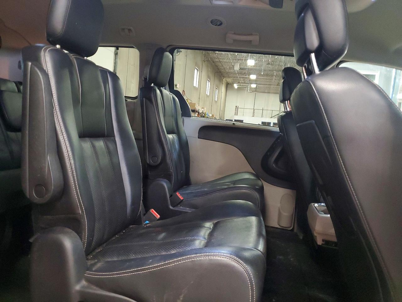 2013 Chrysler Town & Country Touring L Черный vin: 2C4RC1CG1DR623183
