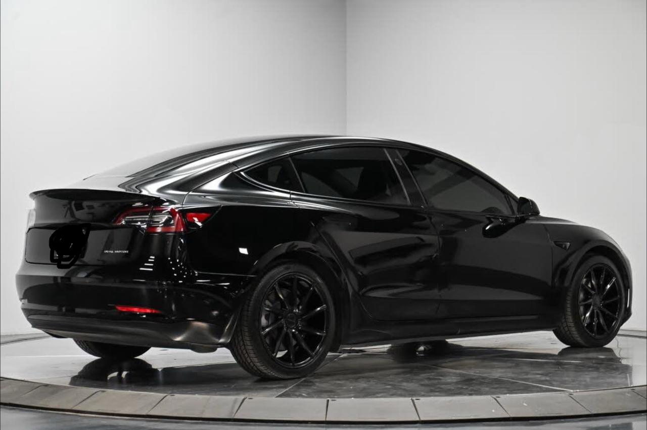 2018 Tesla Model 3 Black vin: 5YJ3E1EB5JF128896