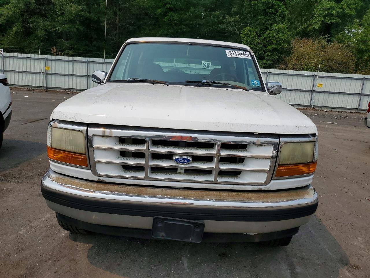 1995 Ford Bronco U100 White vin: 1FMEU15NXSLB15819