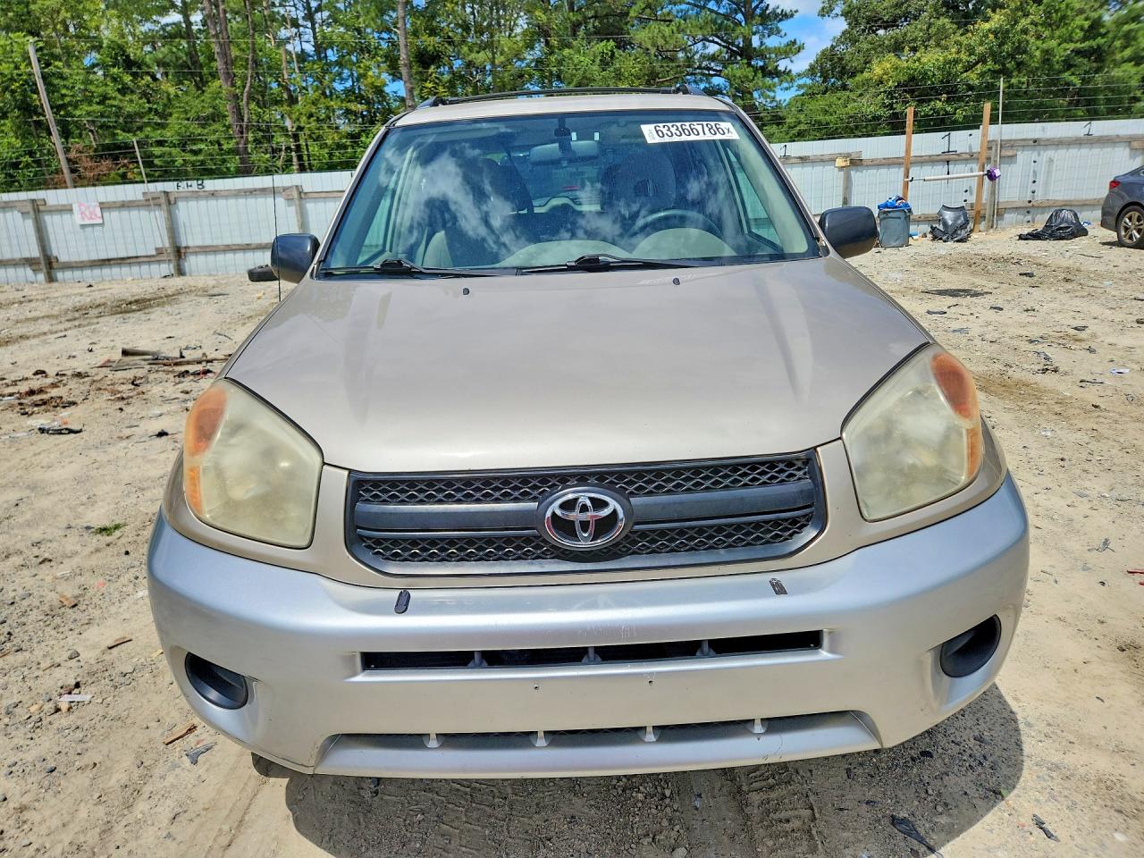 2004 Toyota Rav4 Base Gold vin: JTEHD20VX40020224