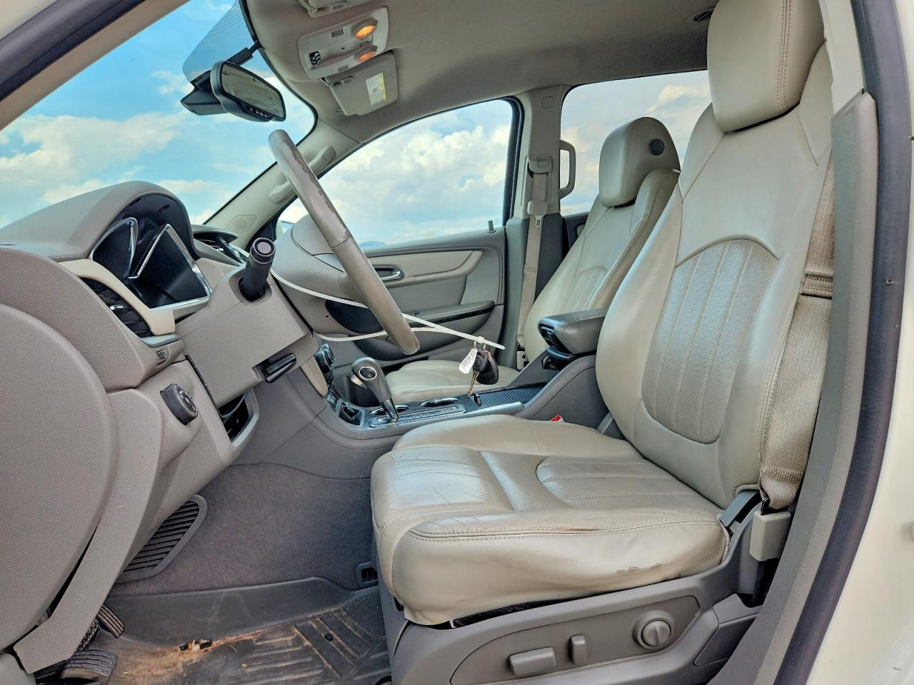 2014 Chevrolet Traverse Ltz Cream vin: 1GNKRJKD8EJ301841