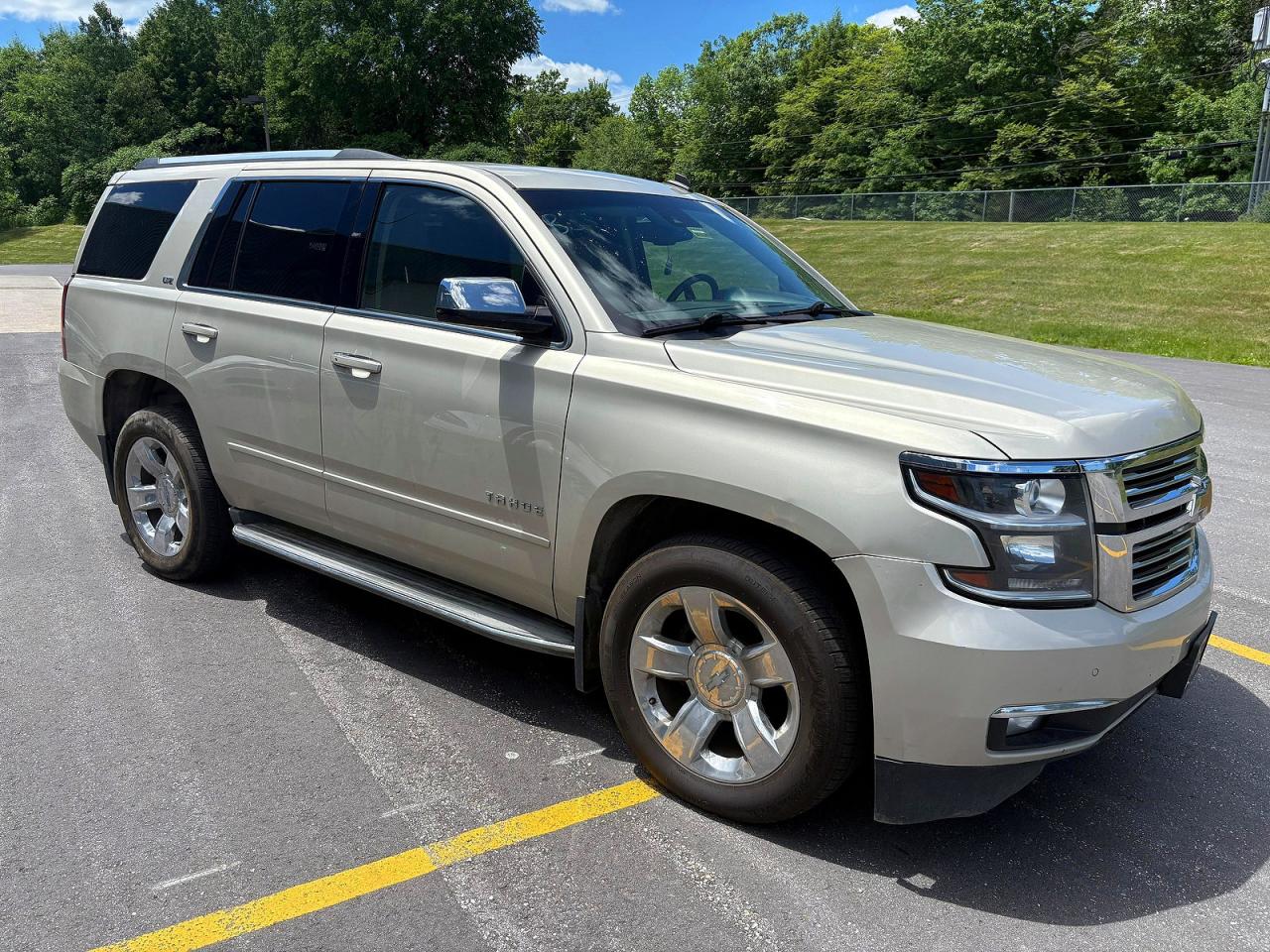 2015 Chevrolet Tahoe K1500 Ltz White vin: 1GNSKCKC8FR211258