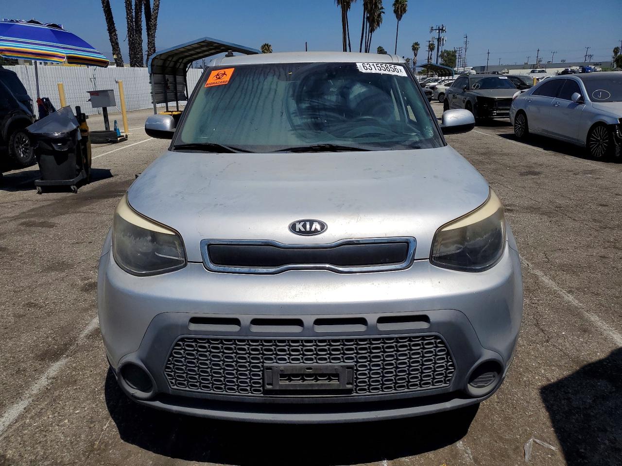 2014 Kia Soul Base Silver vin: KNDJN2A26E7706132