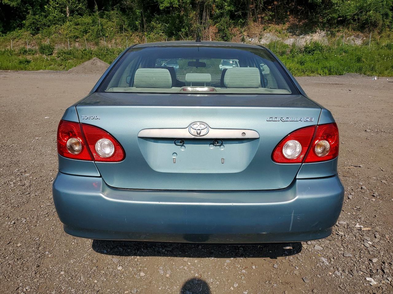 2005 Toyota Corolla Ce Green vin: 2T1BR32E95C493294