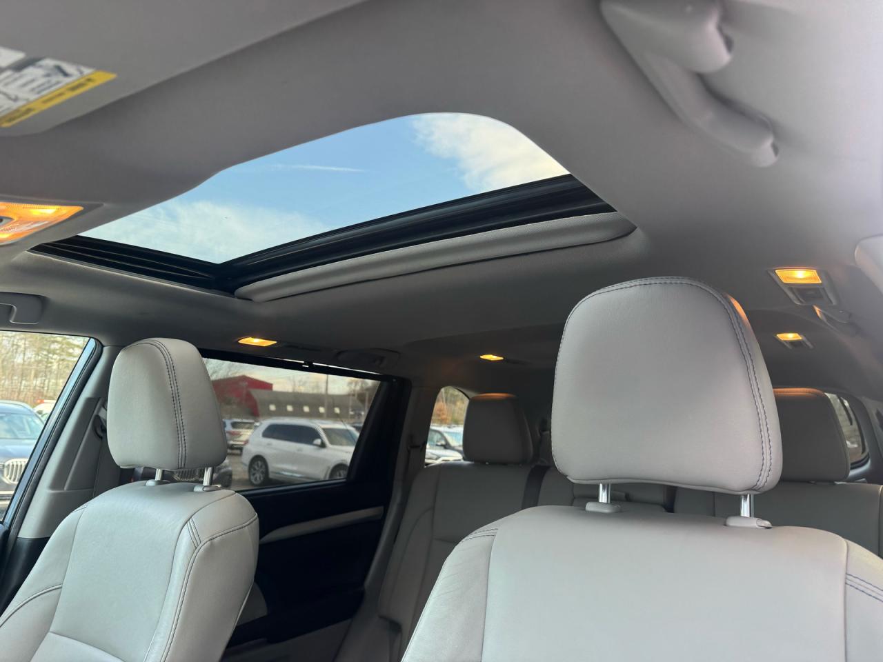 2018 Toyota Highlander Hybrid Синий vin: 5TDJGRFH1JS037638