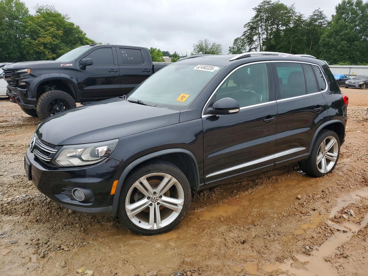 2015 Volkswagen Tiguan S Черный vin: WVGBV7AX0FW507349