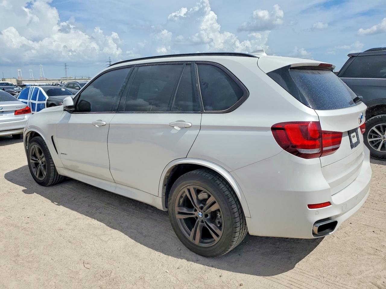 2015 Bmw X5 Xdrive35i Белый vin: 5UXKR0C5XF0P03666