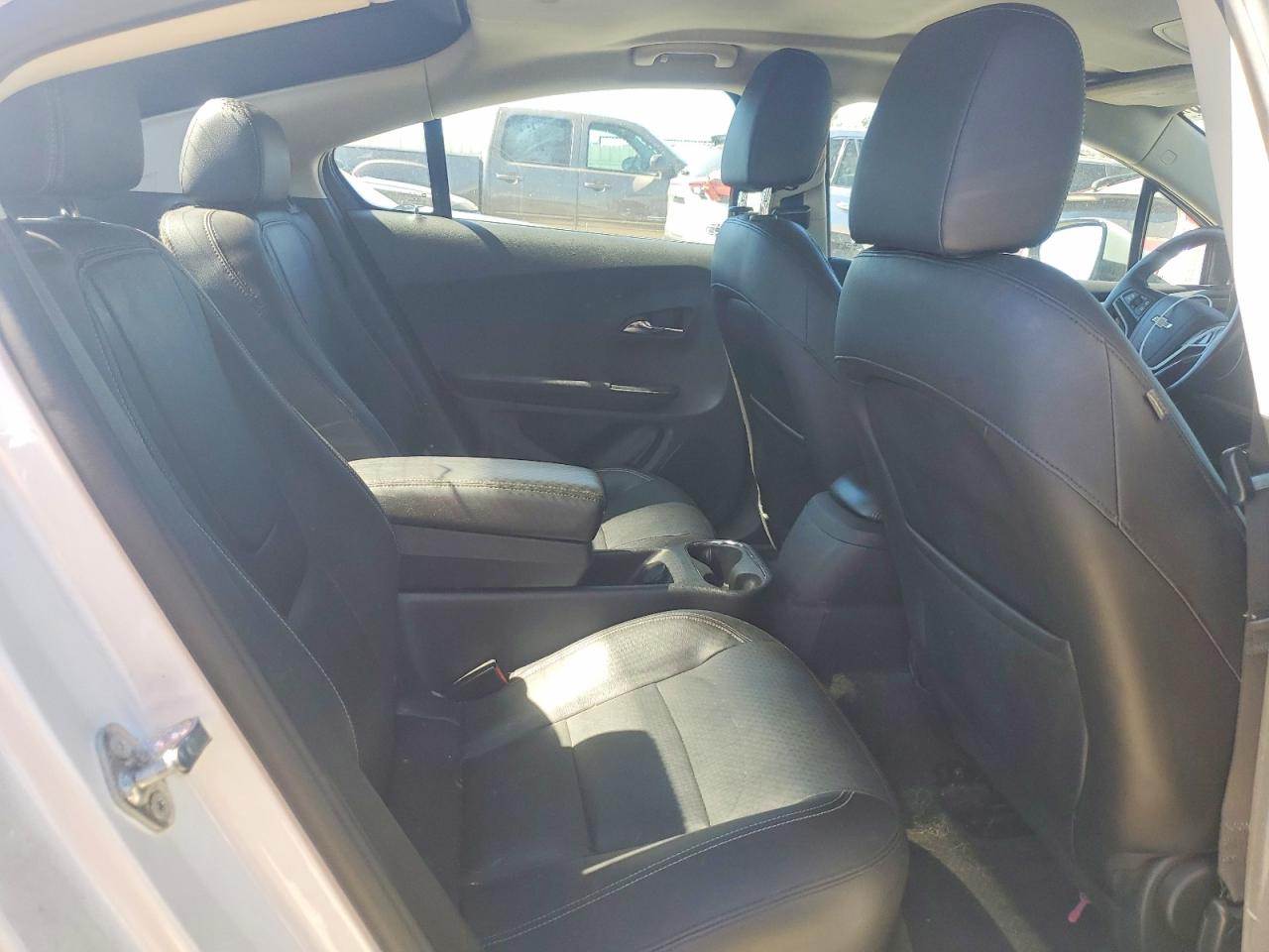 2015 Chevrolet Volt White vin: 1G1RD6E41FU116571