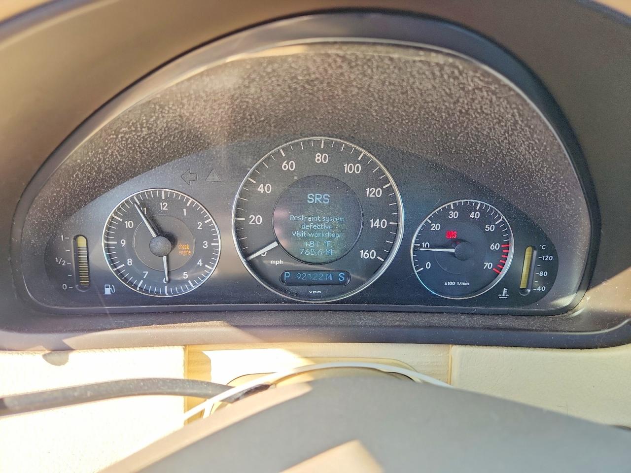 2004 Mercedes-benz Clk 500 Red vin: WDBTK75G14T005040