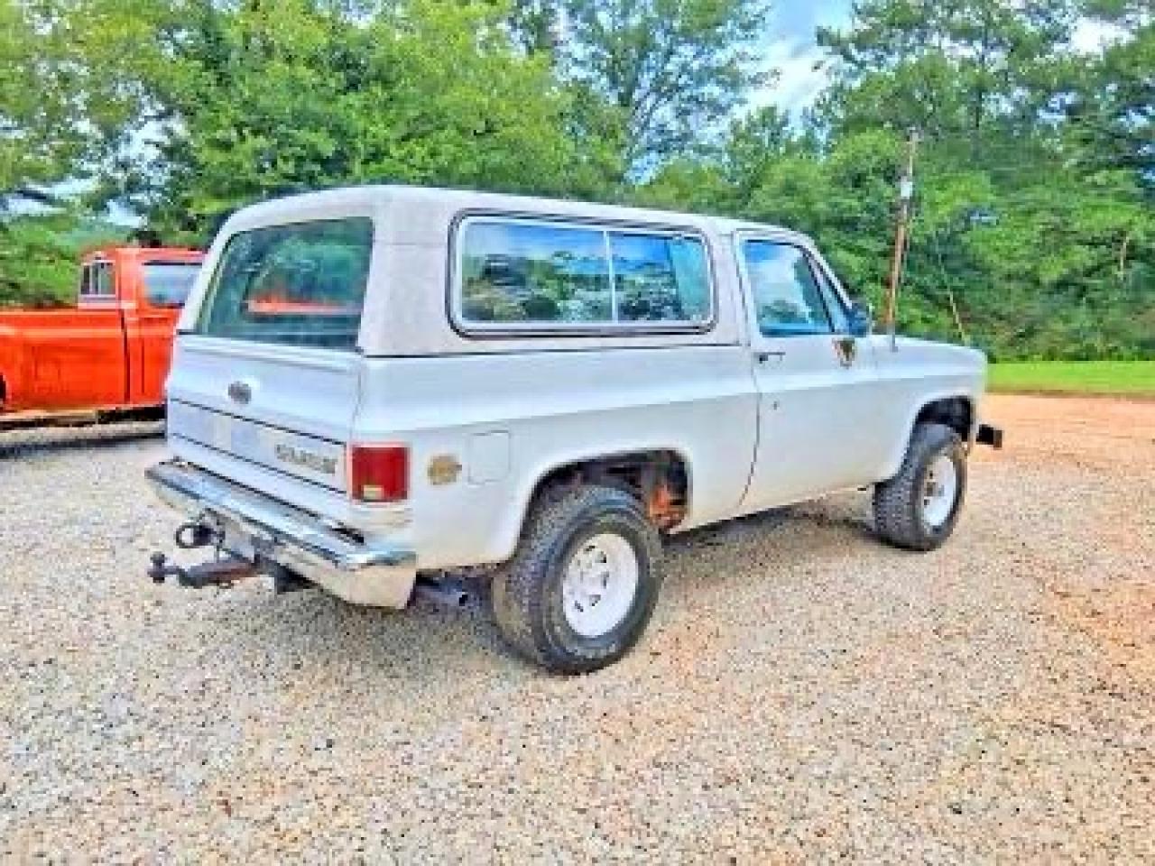 1983 Chevrolet Blazer K10 Белый vin: 1G8EK18L4DF113581