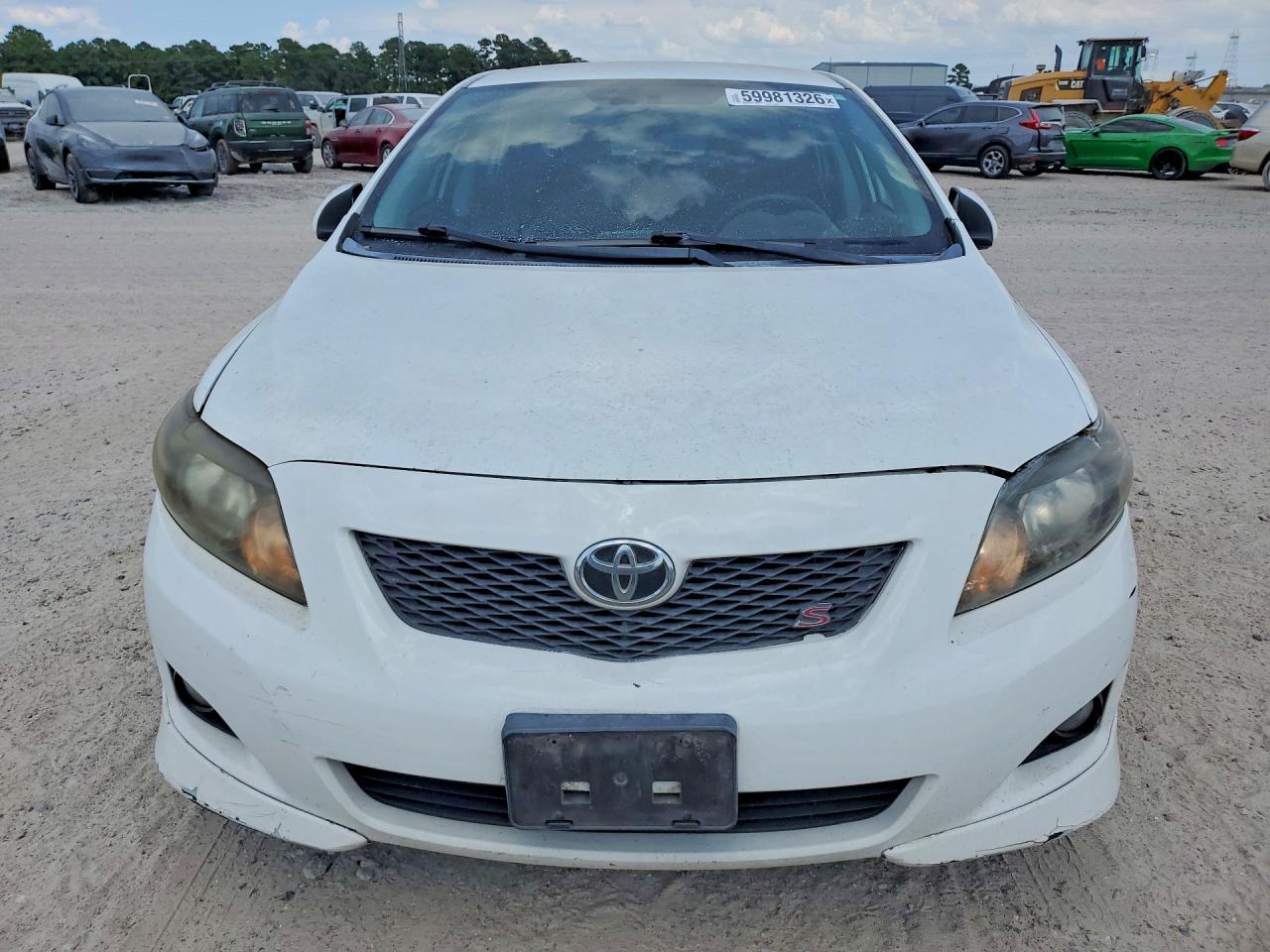 2010 Toyota Corolla S Белый vin: 1NXBU4EE1AZ204000