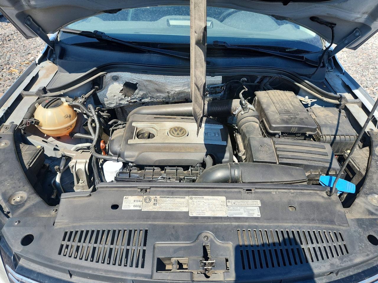 2012 Volkswagen Tiguan S Silver vin: WVGBV7AX3CW595227