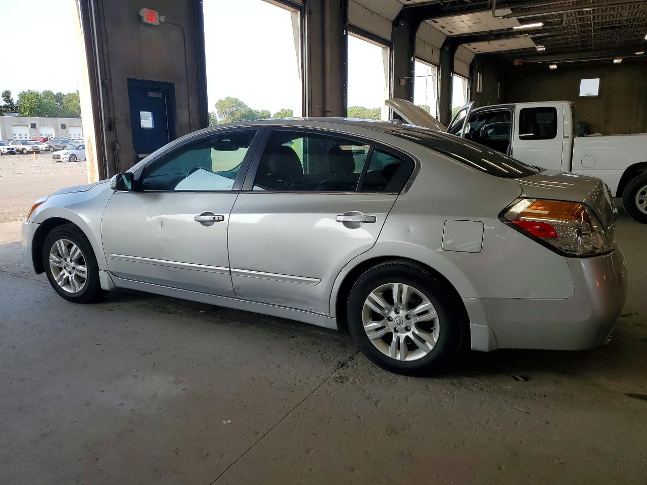 2011 Nissan Altima 2.5 Silver vin: 1N4AL2AP9BN465388