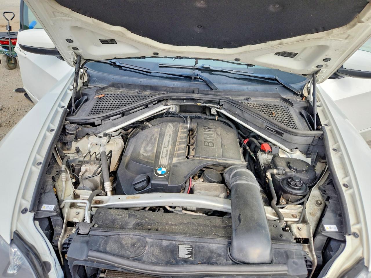 2013 Bmw X5 Xdrive35i Белый vin: 5UXZV4C53DL994234