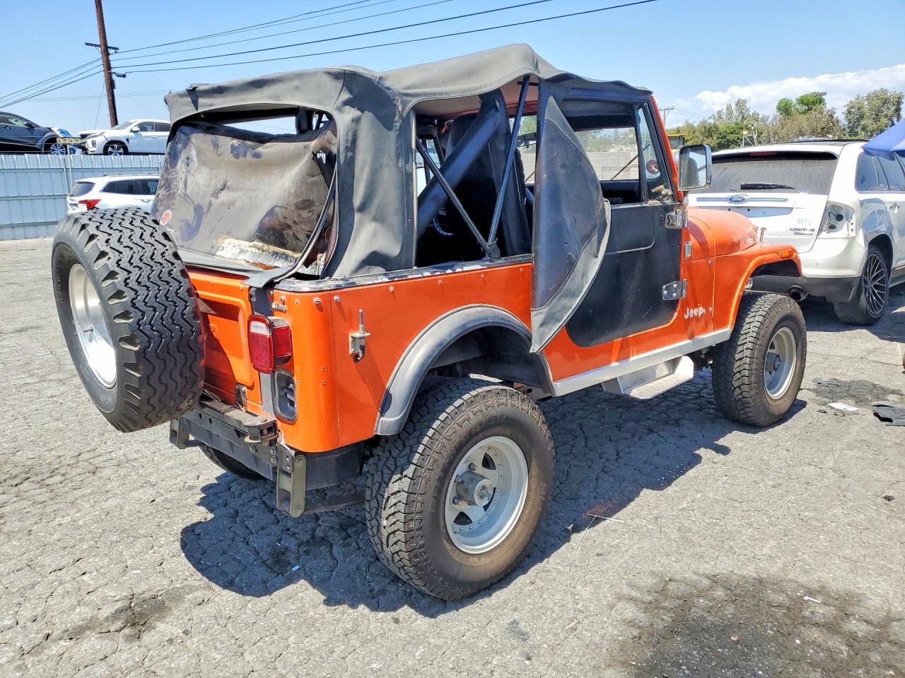 1983 Jeep Jeep Cj7 Orange vin: 1JCCN87E2DT069077