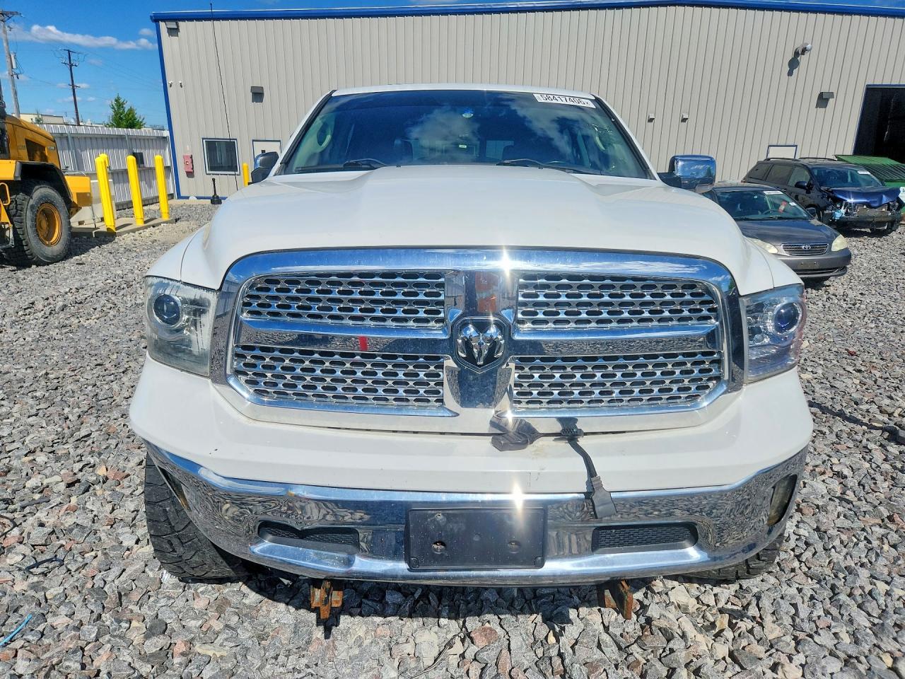 2015 Ram 1500 Laramie White vin: 1C6RR7NT5FS767050