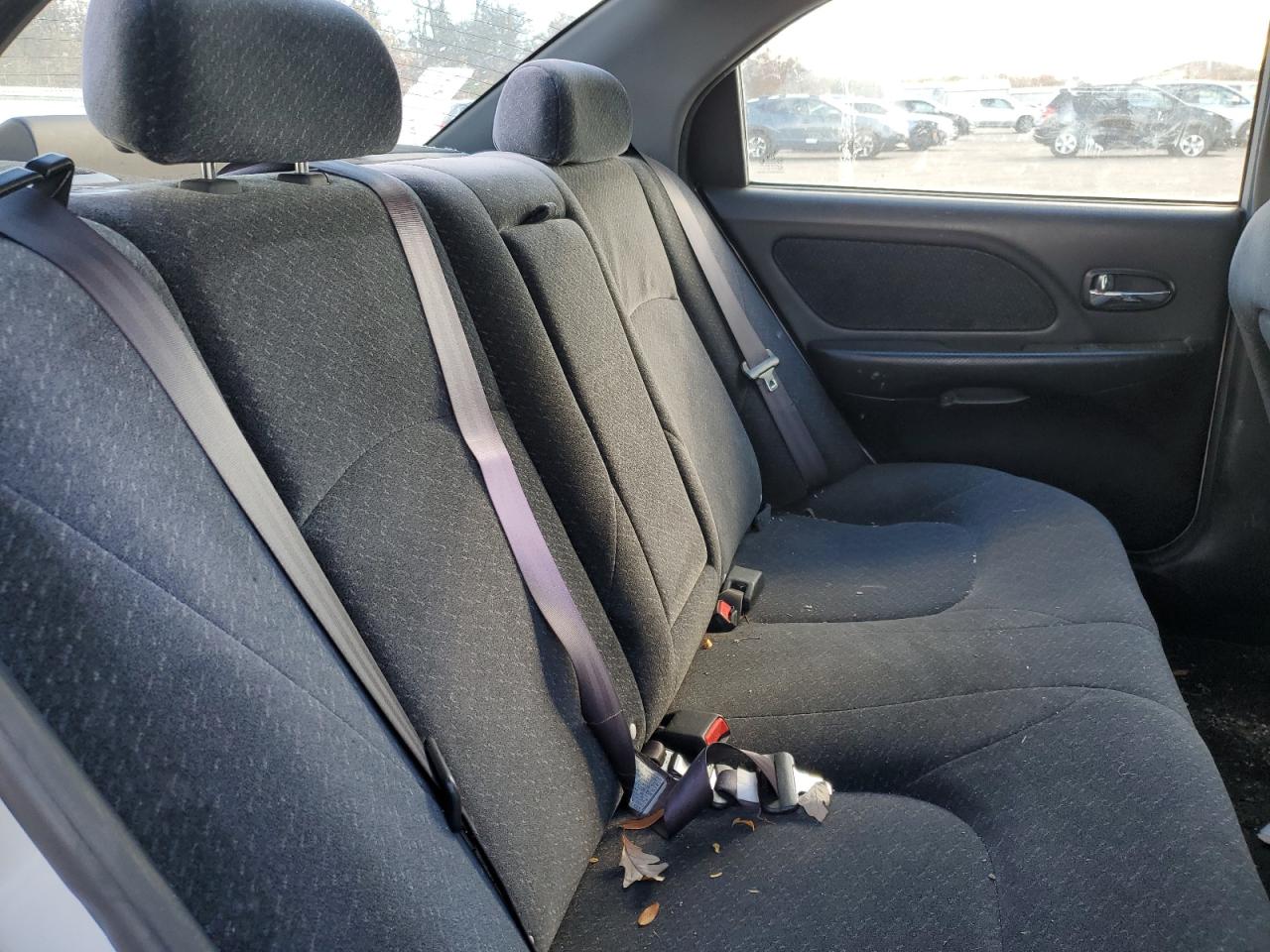 2002 Hyundai Sonata Gl Silver vin: KMHWF25S72A679613